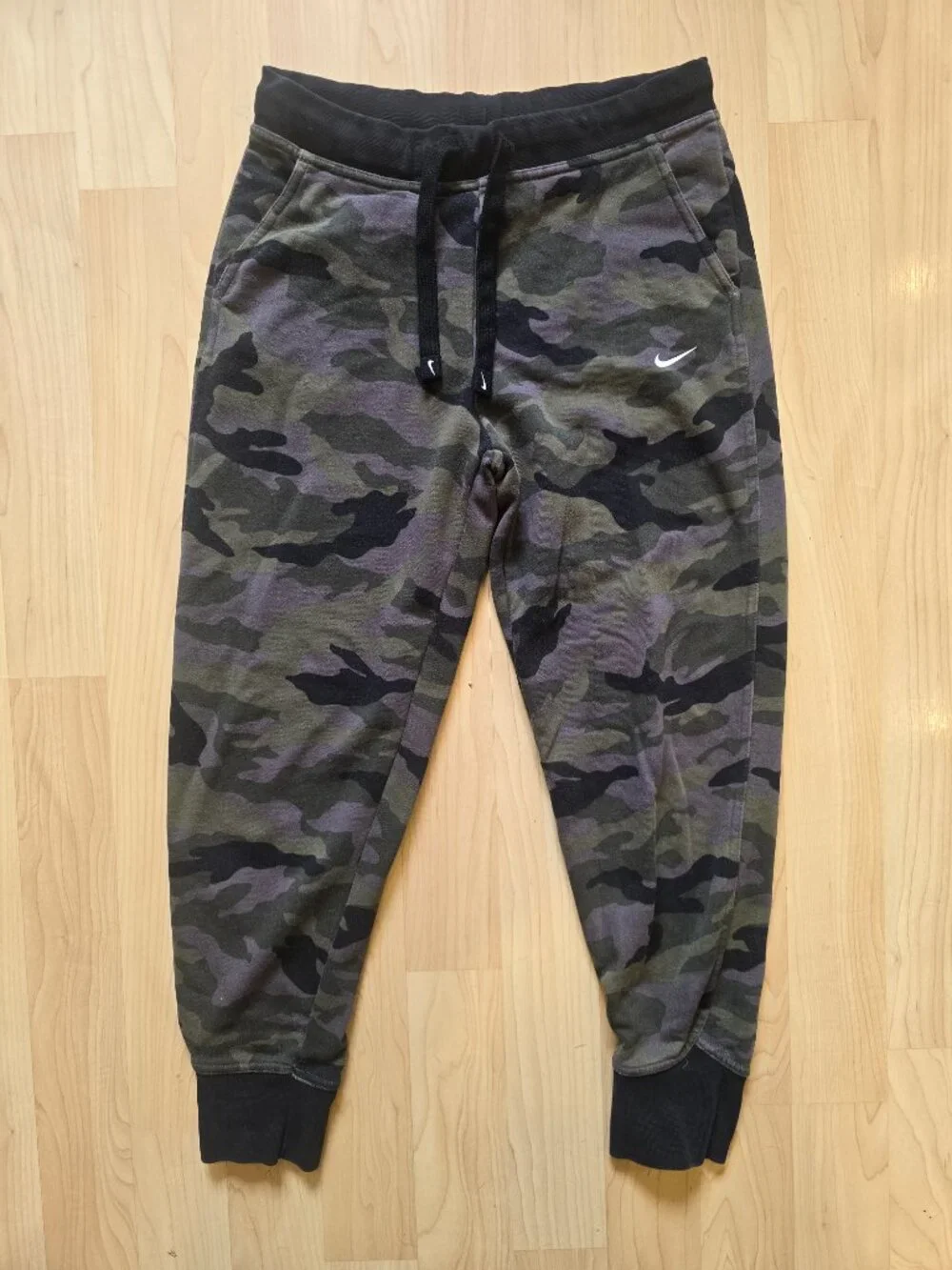 Nike Womens Small Camo Cotton Dri-FIT Joggers (J18)